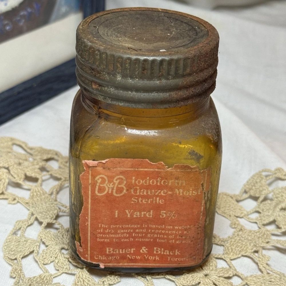 Antique B&B Iodoform Gauze Jar Amber Glass Medical Bottle Original Label & Lid